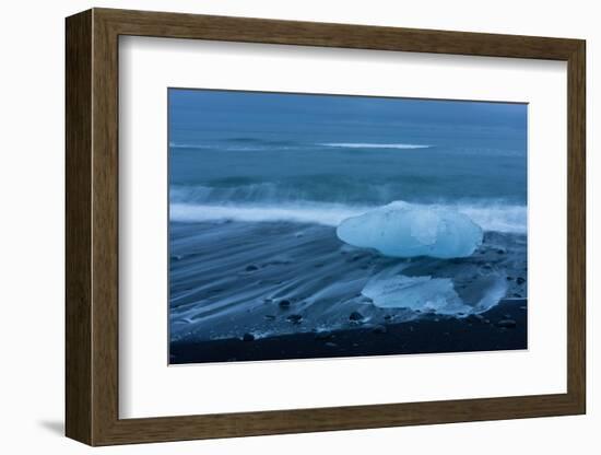 Jškulsarlon, Iceberg Remains on the Atlantic Beach-Catharina Lux-Framed Photographic Print