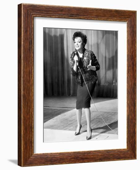 Judy Garland (1922-1969)-null-Framed Giclee Print