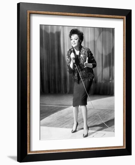 Judy Garland (1922-1969)-null-Framed Giclee Print