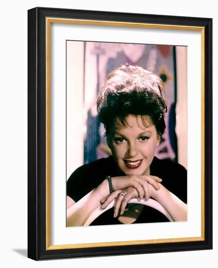 JUDY GARLAND (photo)-null-Framed Photo