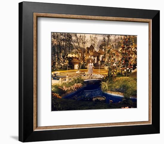 Judy Garland - The Wizard of Oz-null-Framed Photo