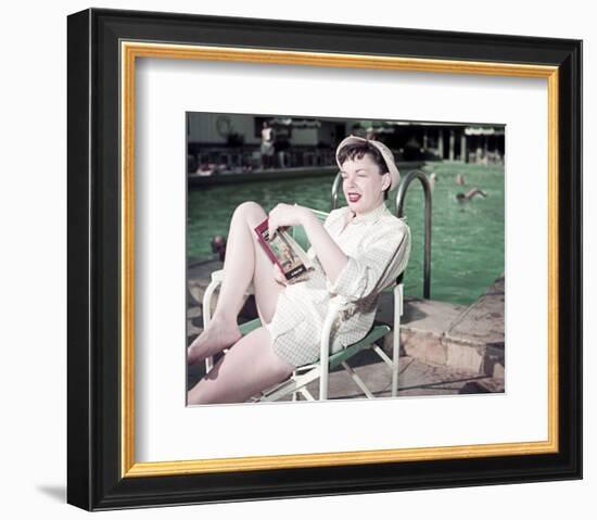 Judy Garland-null-Framed Photo