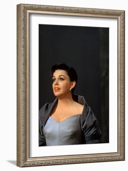 Judy Garland-null-Framed Photo