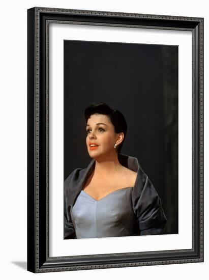 Judy Garland-null-Framed Photo