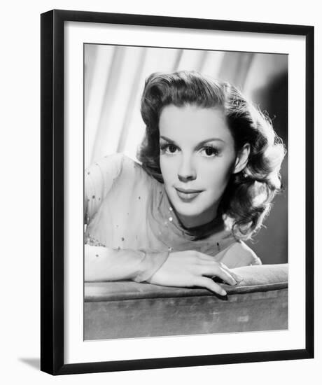 Judy Garland-null-Framed Photo