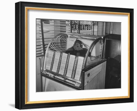 Jukebox Machine-null-Framed Photographic Print