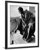 Jules Cesar Julius Caesar by Joseph Mankiewicz with Marlon Brando (Marc-Antoine), 1953 (b/w photo)-null-Framed Photo