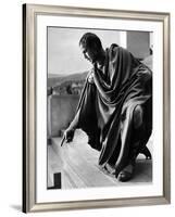Jules Cesar Julius Caesar by Joseph Mankiewicz with Marlon Brando (Marc-Antoine), 1953 (b/w photo)-null-Framed Photo