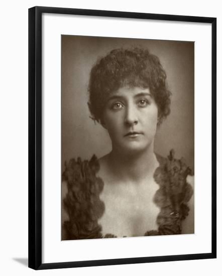 Julia Gwynne, British Opera Singer and Actress, 1884-null-Framed Photographic Print