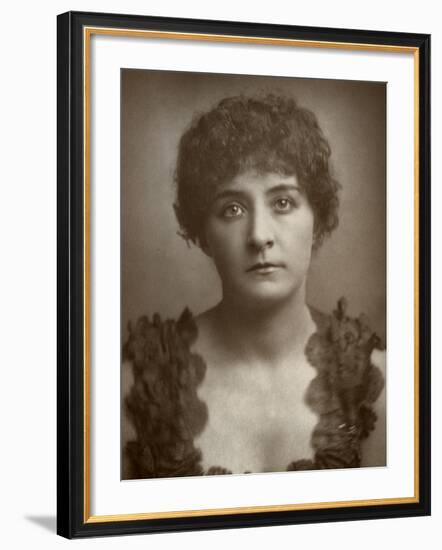 Julia Gwynne, British Opera Singer and Actress, 1884-null-Framed Photographic Print