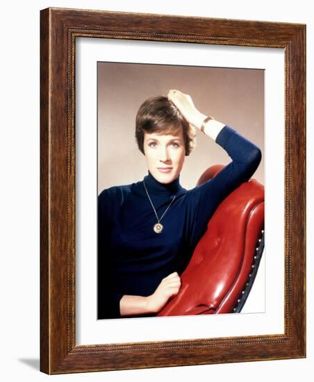 Julie Andrews, 1964-null-Framed Photo