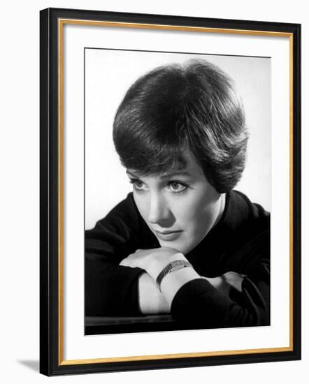 Julie Andrews, 1964-null-Framed Photo