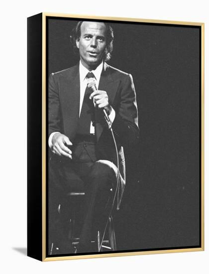 Julio Iglesias on Stage-null-Framed Premier Image Canvas