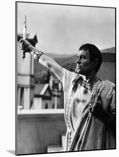 Julius Caesar, James Mason, 1953-null-Mounted Photo
