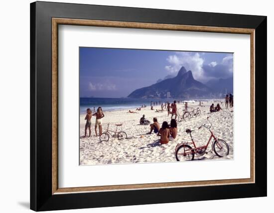 July 1973: Ipanema Beach, Rio De Janeiro-Alfred Eisenstaedt-Framed Photographic Print