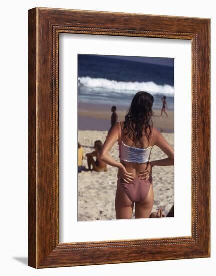 July 1973: Ipanema Beach, Rio De Janeiro-Alfred Eisenstaedt-Framed Photographic Print