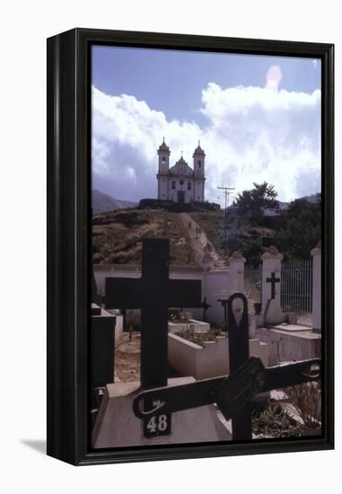 July 1973: Town of Ouro Preto, Brazil-Alfred Eisenstaedt-Framed Premier Image Canvas