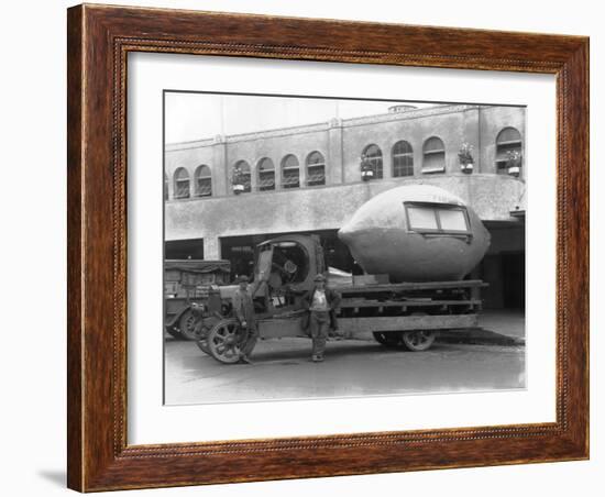 Jumbo Lemon at Crystal Palace Market, 1927-Chapin Bowen-Framed Giclee Print