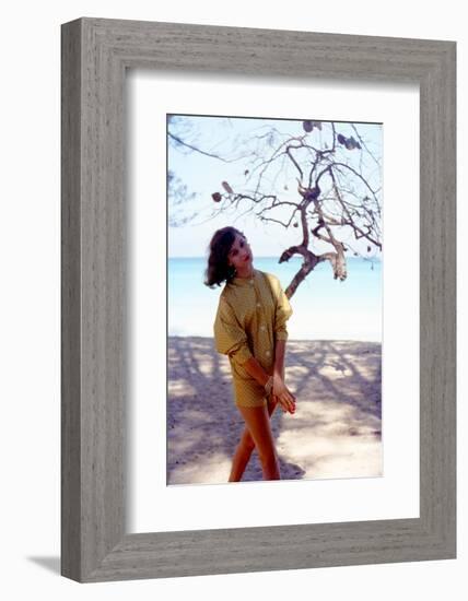 June 1956: Woman Modeling Beach Fashions in Cuba-Gordon Parks-Framed Photographic Print