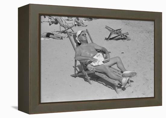June in January, Miami Beach, Florida, 1939-Marion Post Wolcott-Framed Premier Image Canvas