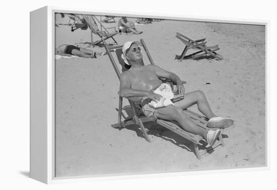 June in January, Miami Beach, Florida, 1939-Marion Post Wolcott-Framed Premier Image Canvas