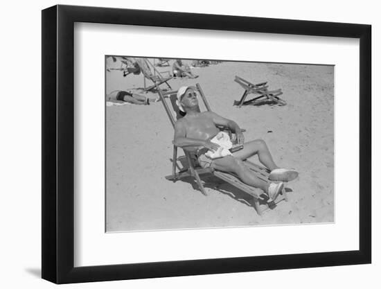 June in January, Miami Beach, Florida, 1939-Marion Post Wolcott-Framed Photographic Print