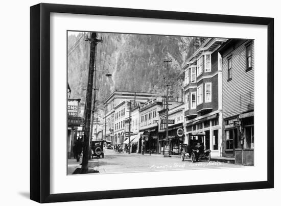 Juneau, Alaska - View of Franklin Street-Lantern Press-Framed Art Print