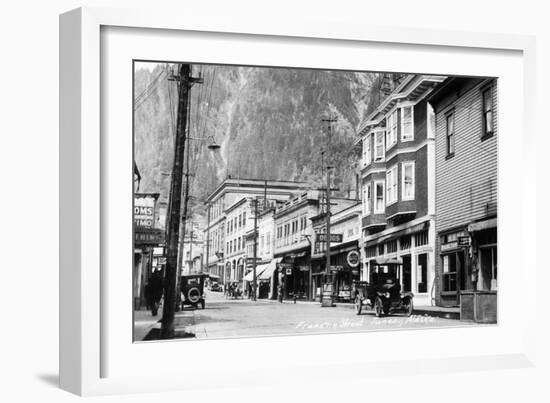 Juneau, Alaska - View of Franklin Street-Lantern Press-Framed Art Print