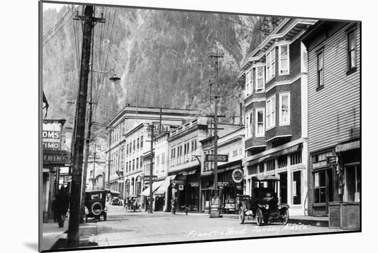 Juneau, Alaska - View of Franklin Street-Lantern Press-Mounted Art Print