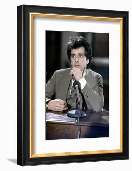 Justice pour tous AND JUSTICE FOR ALL by Norman Jewison with Al Pacino, 1979 (photo)-null-Framed Photo