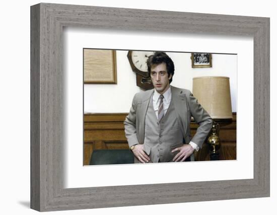 Justice pour tous AND JUSTICE FOR ALL by Norman Jewison with Al Pacino, 1979 (photo)-null-Framed Photo