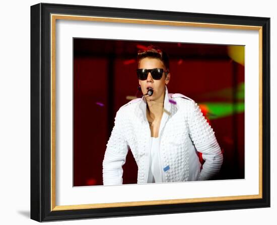 Justin Bieber-null-Framed Photo