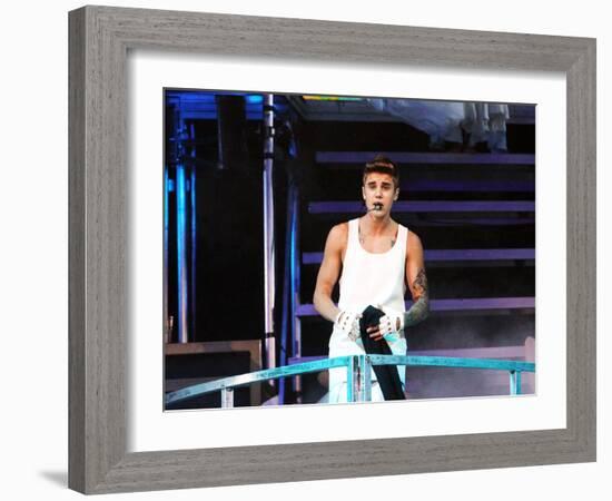 Justin Bieber-null-Framed Photo