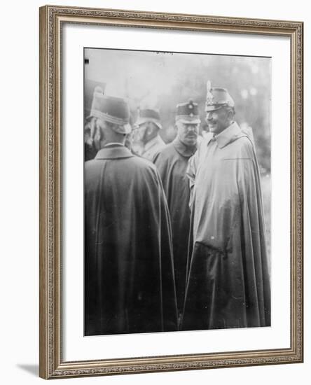 Kaiser Wilhelm with his troops, 1914-18-null-Framed Photographic Print