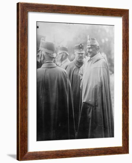 Kaiser Wilhelm with his troops, 1914-18-null-Framed Photographic Print