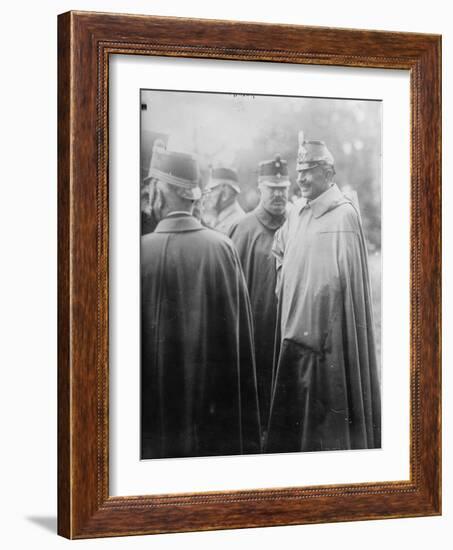 Kaiser Wilhelm with his troops, 1914-18-null-Framed Photographic Print