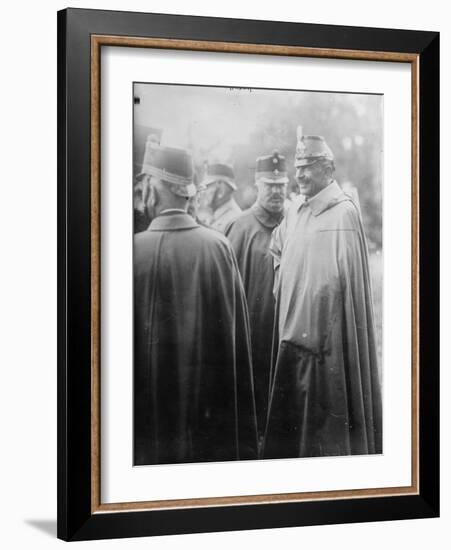 Kaiser Wilhelm with his troops, 1914-18-null-Framed Photographic Print