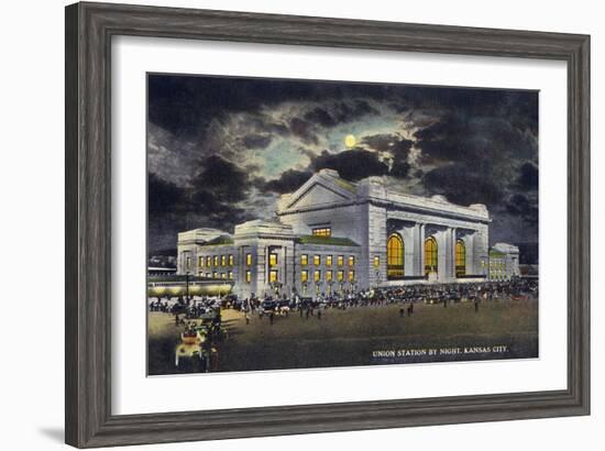 Kansas City, Missouri - Exterior View of Union Station at Night-Lantern Press-Framed Art Print