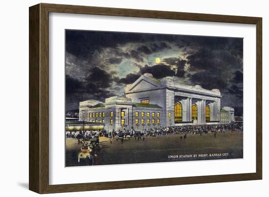 Kansas City, Missouri - Exterior View of Union Station at Night-Lantern Press-Framed Art Print