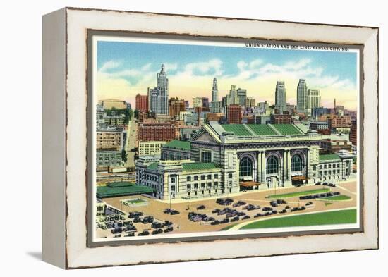 Kansas City, Missouri - Union Station and Skyline View-Lantern Press-Framed Stretched Canvas