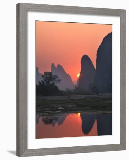 Karst Hills Along the River Bank, Li River, Yangshuo, Guangxi, China-Keren Su-Framed Photographic Print