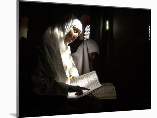 Kashmiri Muslim Girls Read the Holy Quran at Jamia Masjid in Downtown Area of Srinagar, India-null-Mounted Photographic Print