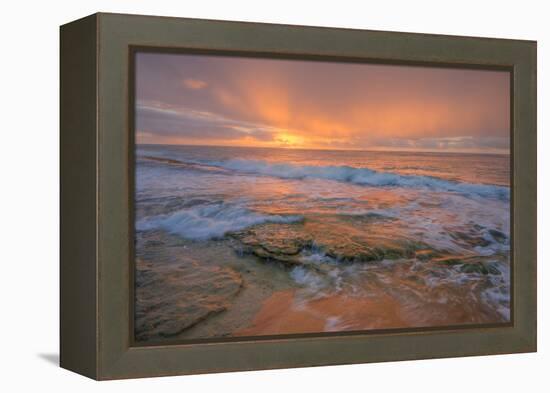 Kauai Daybreak-Vincent James-Framed Premier Image Canvas