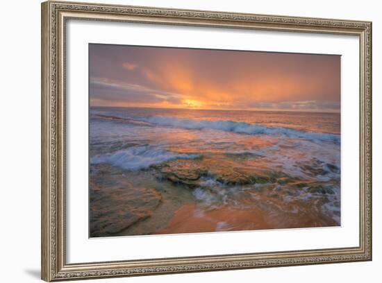 Kauai Daybreak-Vincent James-Framed Photographic Print