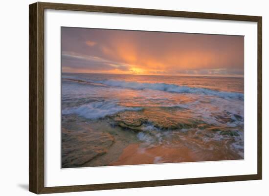 Kauai Daybreak-Vincent James-Framed Photographic Print