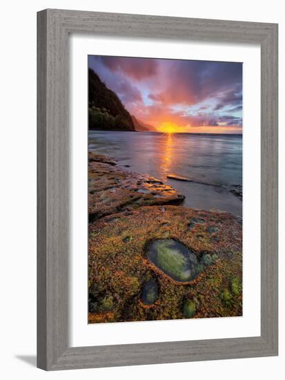 Kauai Sunset at Ke'e Beach, Na Pali Coast, Hawaii-Vincent James-Framed Photographic Print