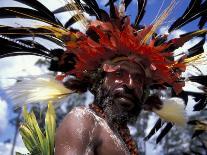 Warrior at Sing Sing Festival, Feathers from a Bird of Paradise, Papua New Guinea, Oceania-Keren Su-Photographic Print