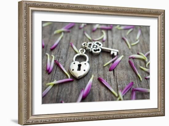 Key With Heart Shaped Lock-kbuntu-Framed Art Print