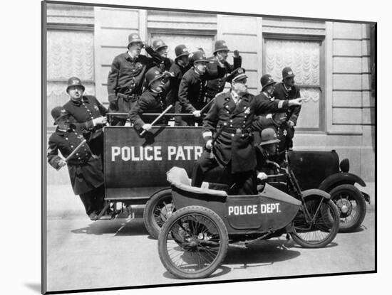 Keystone Cops: Misc Titles, 1944-null-Mounted Photographic Print