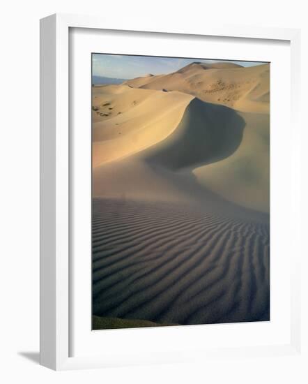 Khongoryn Sand Dunes in Gurvansaikhan National Park, Gobi Desert, Mongolia-Gavriel Jecan-Framed Photographic Print